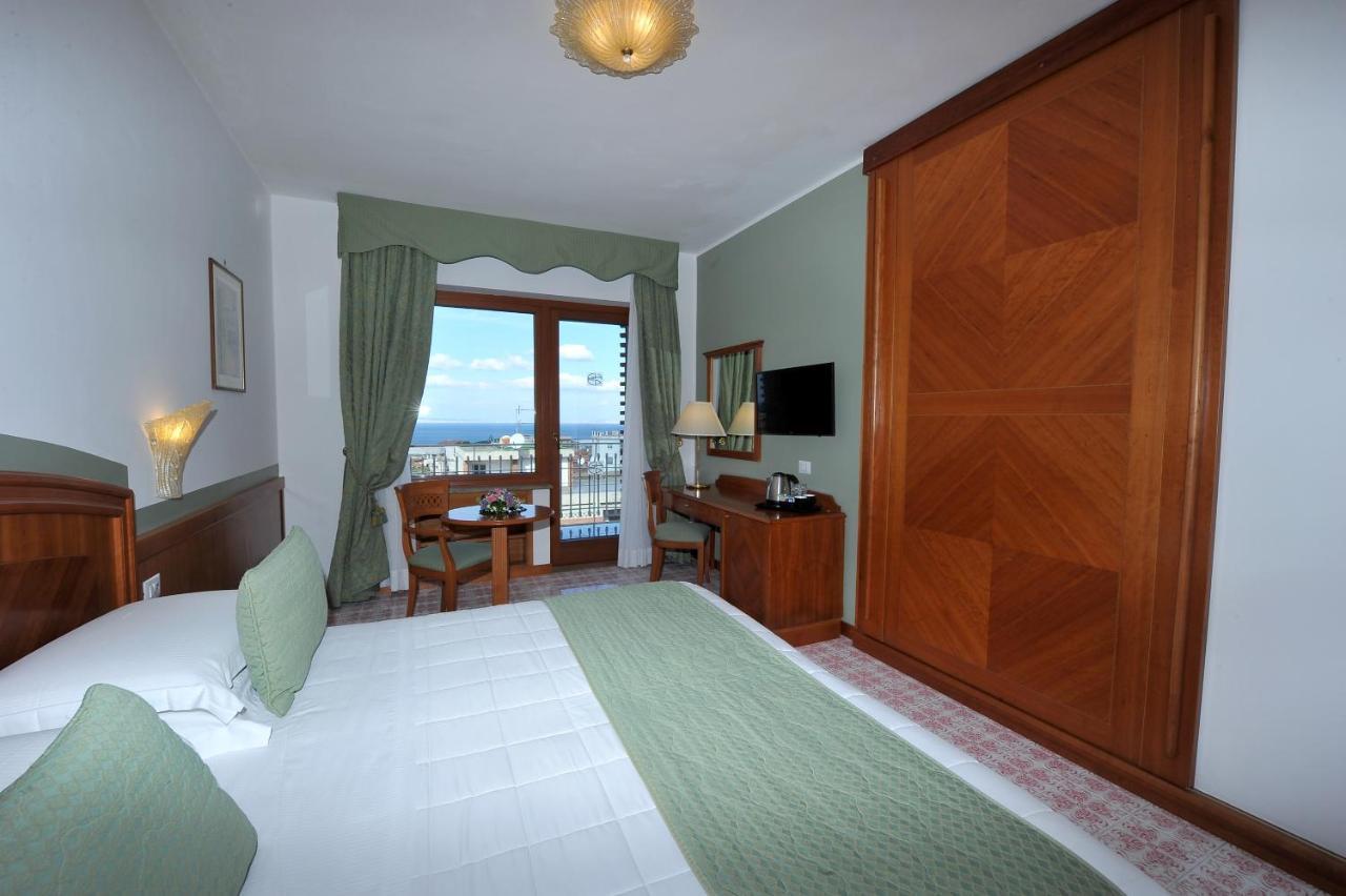 Grand Hotel Cesare Augusto Sorrente Extérieur photo