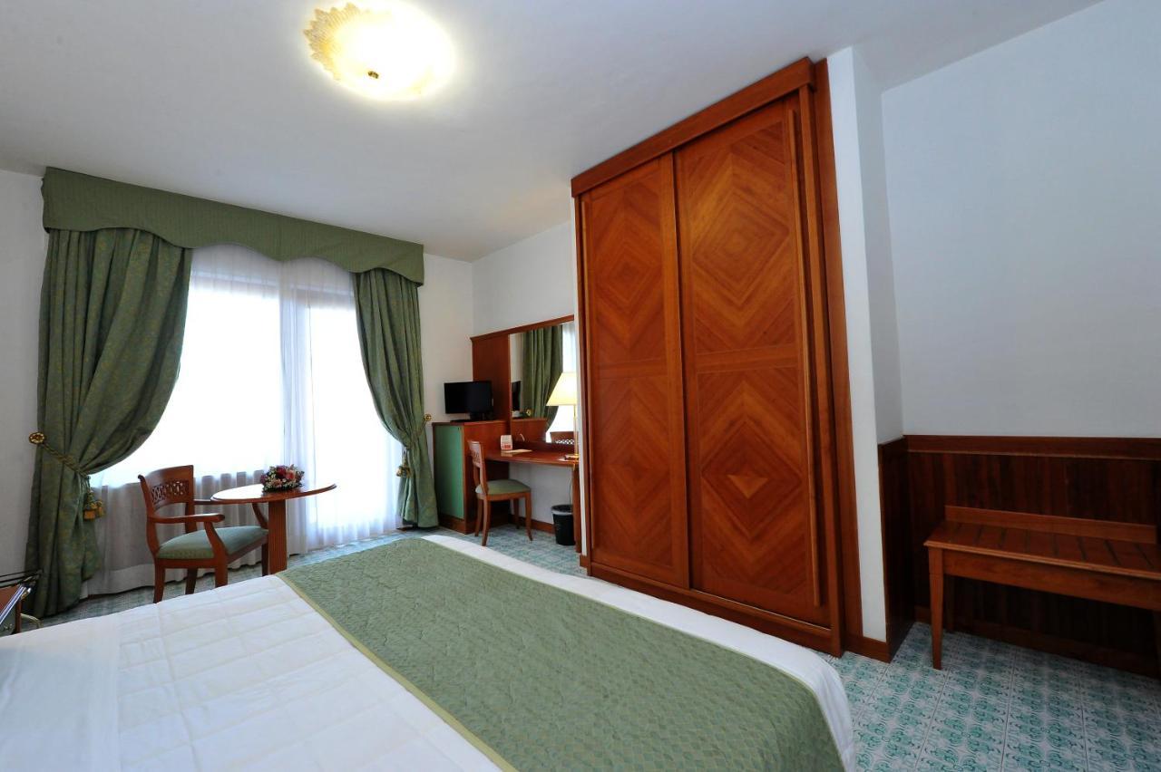Grand Hotel Cesare Augusto Sorrente Extérieur photo